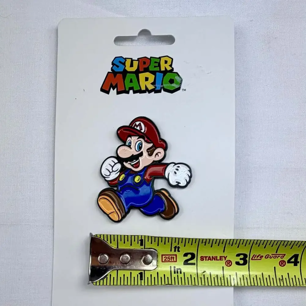 Super Mario Running Enamel Pin